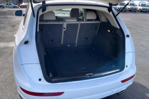 More photos of 2014 Audi Q5 Premium Plus at Cable Dahmer Chevrolet of Independence, MO