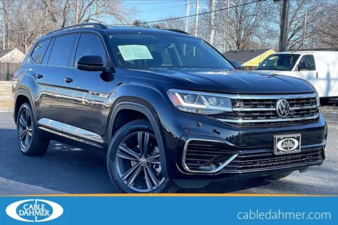 Black 2021 Volkswagen Atlas 3.6L V6 SE w/Technology R-Line for sale in Independence, MO