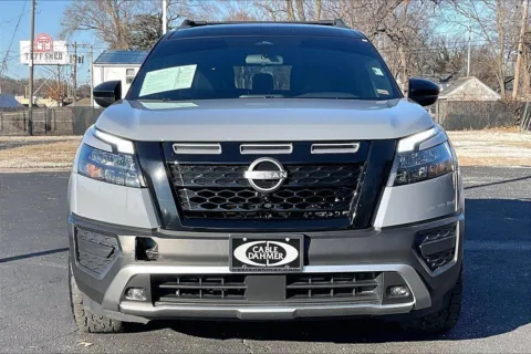 Photos of 2023 Nissan Pathfinder Rock Creek for sale in Independence, MO at Cable Dahmer Chevrolet of Independence