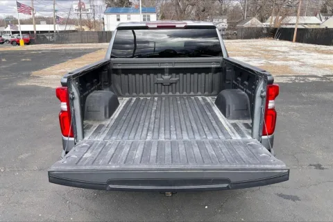 More photos of 2021 Chevrolet Silverado 1500 RST at Cable Dahmer Chevrolet of Independence, MO