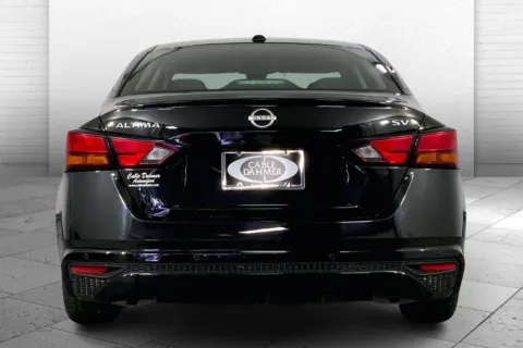Another view of 2024 Nissan Altima 2.5 SV for sale in Independence, MO at Cable Dahmer Chevrolet of Independence