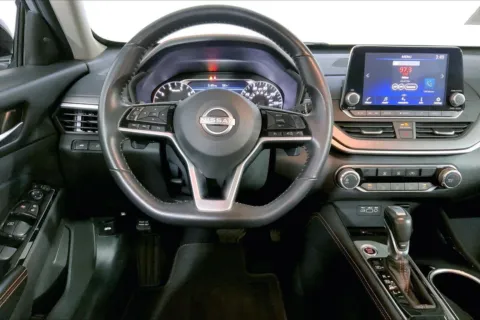 More photos of 2024 Nissan Altima 2.5 SR at Cable Dahmer Chevrolet of Independence, MO