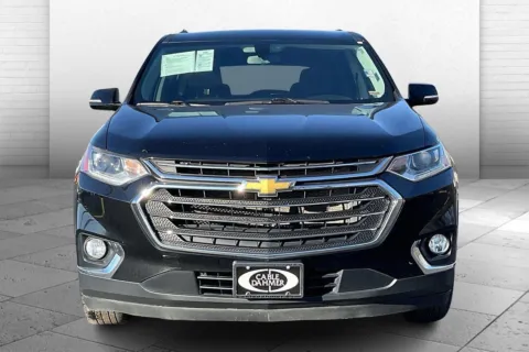 Photos of 2020 Chevrolet Traverse LT Cloth for sale in Independence, MO at Cable Dahmer Chevrolet of Independence