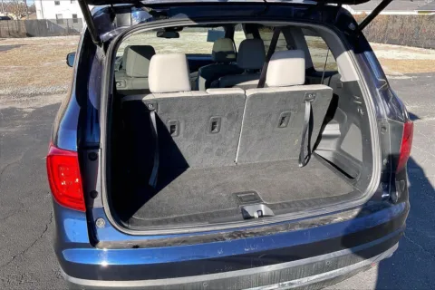 More photos of 2016 Honda Pilot Elite at Cable Dahmer Chevrolet of Independence, MO