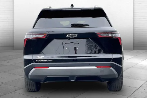 More photos of 2026 Chevrolet Equinox LT at Cable Dahmer Chevrolet of Independence, MO