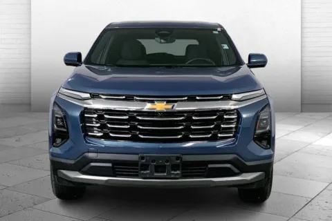 Photos of 2025 Chevrolet Equinox LT for sale in Independence, MO at Cable Dahmer Chevrolet of Independence