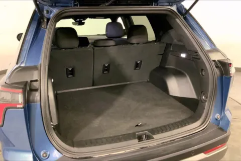 More photos of 2025 Chevrolet Equinox LT at Cable Dahmer Chevrolet of Independence, MO