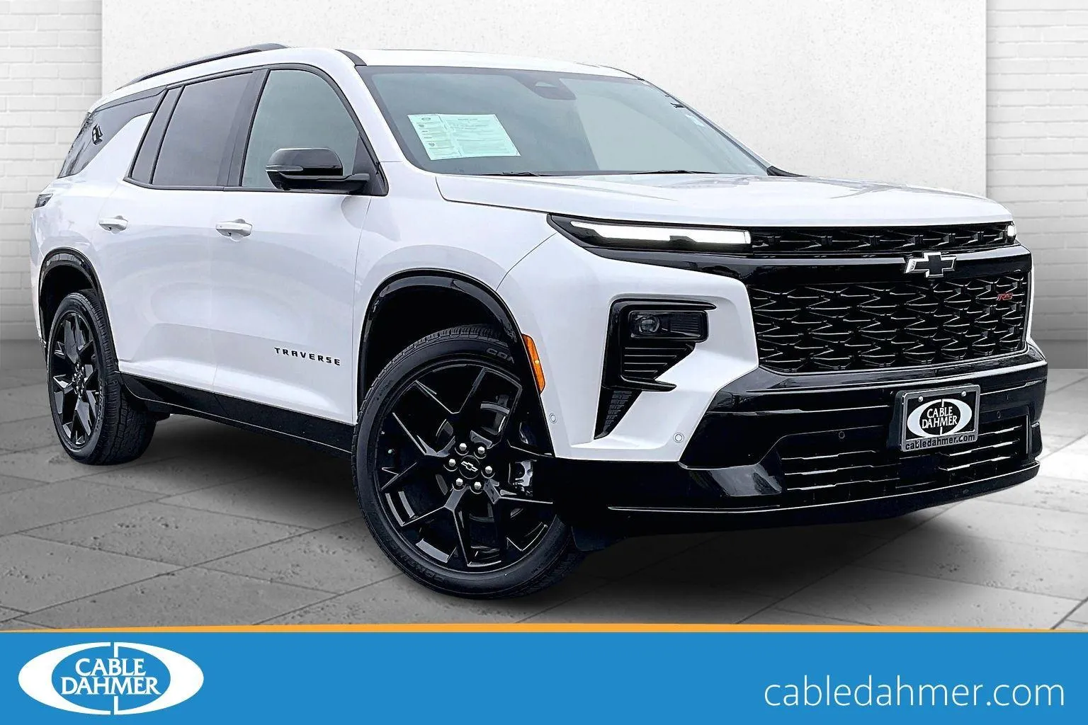 Used 2025 Chevrolet Traverse RS with VIN 1GNEVLRS6SJ175130 for sale in Kansas City