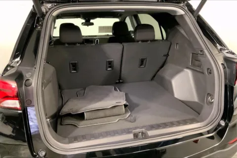 More photos of 2024 Chevrolet Equinox LT at Cable Dahmer Chevrolet of Independence, MO