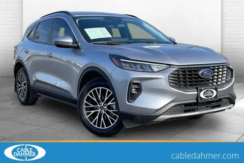 Silver 2023 Ford Escape PHEV for sale in Independence, MO