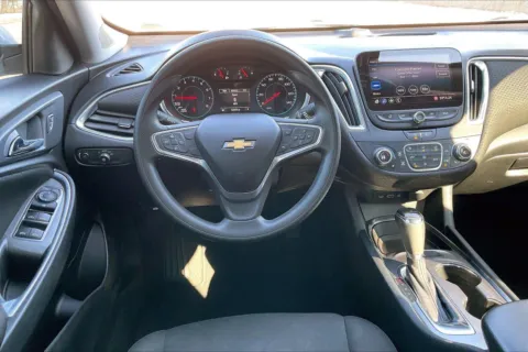 More photos of 2020 Chevrolet Malibu LT at Cable Dahmer Chevrolet of Independence, MO