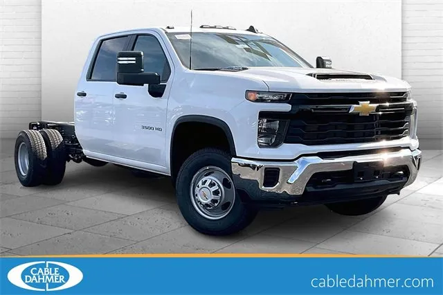 White 2025 Chevrolet Silverado 3500 HD Chassis Cab Work Truck for sale in Independence, MO