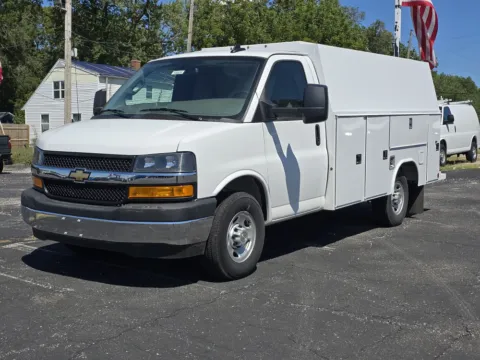 Another view of 2025 Chevrolet Express Cutaway 3500 1WT for sale in Independence, MO at Cable Dahmer Chevrolet of Independence
