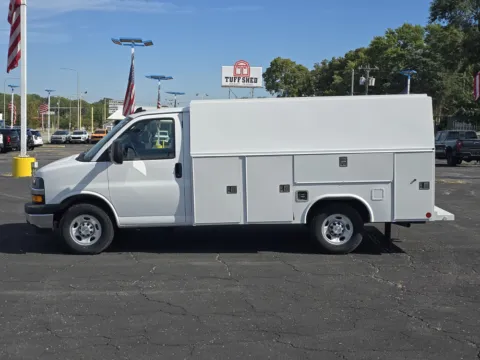 More photos of 2025 Chevrolet Express Cutaway 3500 1WT at Cable Dahmer Chevrolet of Independence, MO