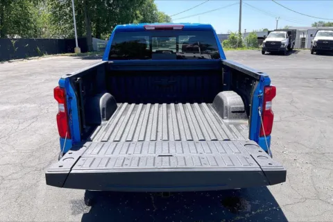 More photos of 2025 Chevrolet Silverado 1500 LT Trail Boss at Cable Dahmer Chevrolet of Independence, MO