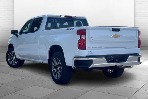 Another view of 2025 Chevrolet Silverado 1500 LT for sale in Independence, MO at Cable Dahmer Chevrolet of Independence