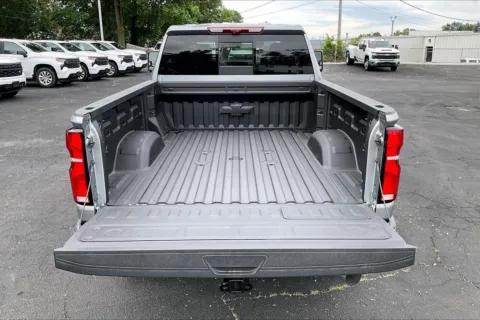 More photos of 2025 Chevrolet Silverado 2500HD High Country at Cable Dahmer Chevrolet of Independence, MO