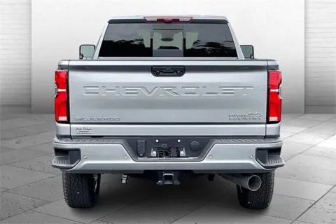 More photos of 2025 Chevrolet Silverado 2500 HD High Country at Cable Dahmer Chevrolet of Independence, MO