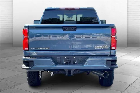More photos of 2025 Chevrolet Silverado 2500 HD High Country at Cable Dahmer Chevrolet of Independence, MO