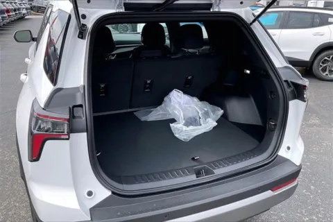 More photos of 2026 Chevrolet Equinox LT at Cable Dahmer Chevrolet of Independence, MO