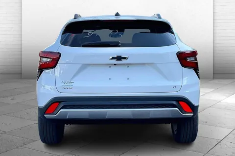 More photos of 2025 Chevrolet Trax LT at Cable Dahmer Chevrolet of Independence, MO