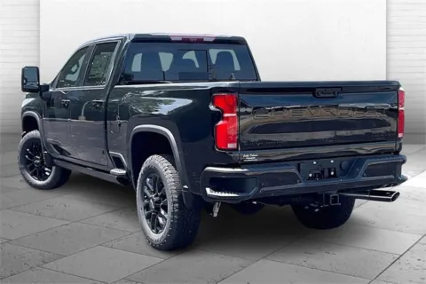 Another view of 2025 Chevrolet Silverado 2500 HD High Country for sale in Independence, MO at Cable Dahmer Chevrolet of Independence