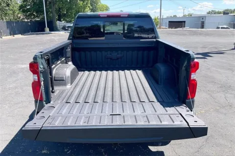 More photos of 2025 Chevrolet Silverado 1500 LT Trail Boss at Cable Dahmer Chevrolet of Independence, MO