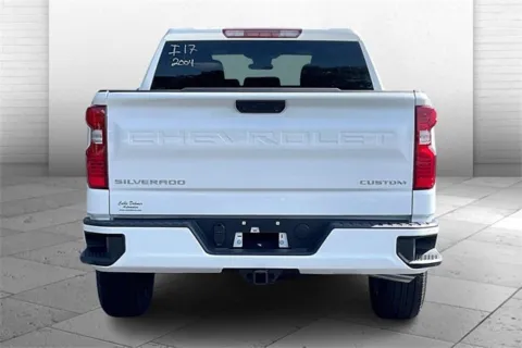 More photos of 2025 Chevrolet Silverado 1500 Custom at Cable Dahmer Chevrolet of Independence, MO