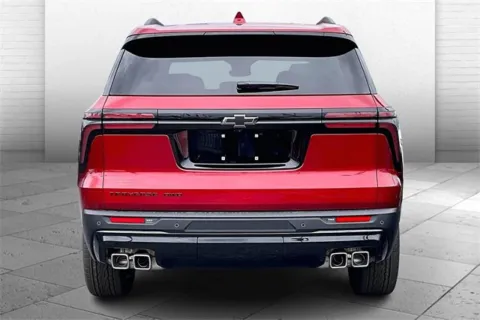 More photos of 2025 Chevrolet Traverse LT at Cable Dahmer Chevrolet of Independence, MO