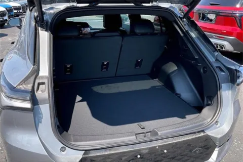 More photos of 2025 Chevrolet Equinox EV RS at Cable Dahmer Chevrolet of Independence, MO