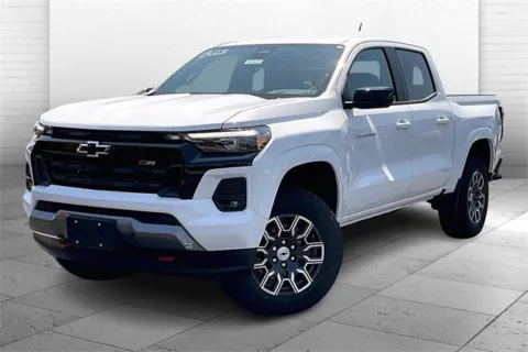 Photos of 2025 Chevrolet Colorado Z71 for sale in Independence, MO at Cable Dahmer Chevrolet of Independence