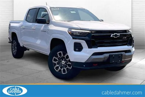 White 2025 Chevrolet Colorado Z71 for sale in Independence, MO