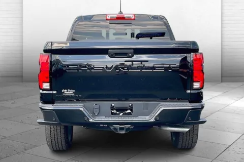 More photos of 2025 Chevrolet Colorado 4WD Z71 at Cable Dahmer Chevrolet of Independence, MO