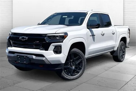 Photos of 2025 Chevrolet Colorado Z71 for sale in Independence, MO at Cable Dahmer Chevrolet of Independence