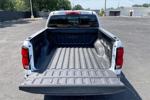 More photos of 2025 Chevrolet Colorado Z71 at Cable Dahmer Chevrolet of Independence, MO