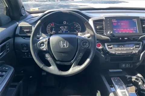 More photos of 2023 Honda Ridgeline Black Edition at Cable Dahmer Chevrolet of Independence, MO