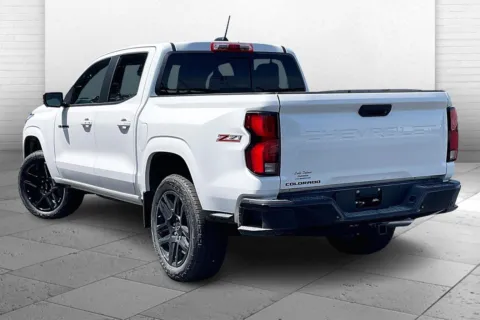 Another view of 2025 Chevrolet Colorado 4WD Z71 for sale in Independence, MO at Cable Dahmer Chevrolet of Independence