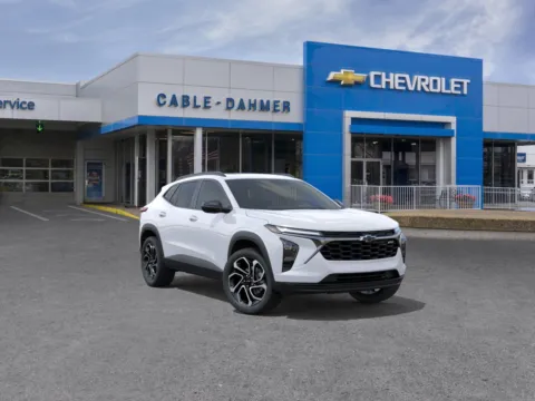 White 2025 Chevrolet Trax 2RS for sale in Independence, MO