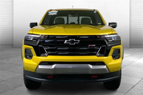 Photos of 2023 Chevrolet Colorado Z71 for sale in Independence, MO at Cable Dahmer Chevrolet of Independence
