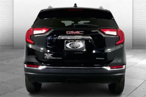 Another view of 2024 GMC Terrain SLT for sale in Independence, MO at Cable Dahmer Chevrolet of Independence