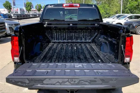 More photos of 2025 Chevrolet Colorado Trail Boss at Cable Dahmer Chevrolet of Independence, MO