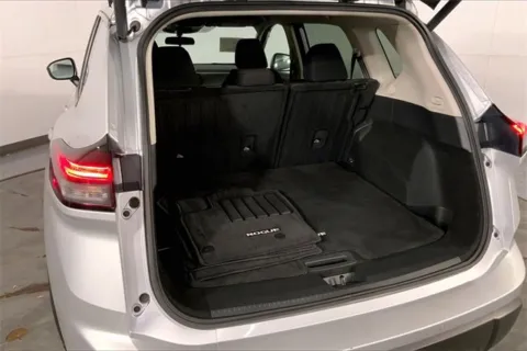 More photos of 2024 Nissan Rogue SV at Cable Dahmer Chevrolet of Independence, MO