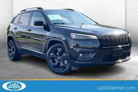 Black 2019 Jeep Cherokee Altitude for sale in Independence, MO