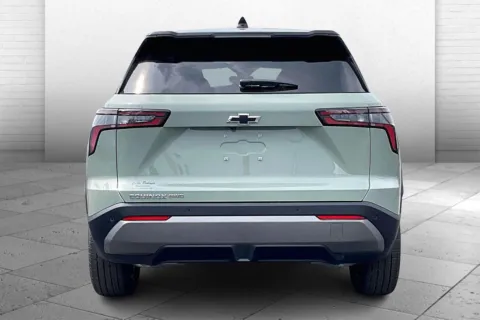 More photos of 2026 Chevrolet Equinox LT at Cable Dahmer Chevrolet of Independence, MO