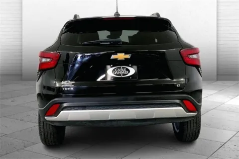 Another view of 2024 Chevrolet Trax LT for sale in Independence, MO at Cable Dahmer Chevrolet of Independence