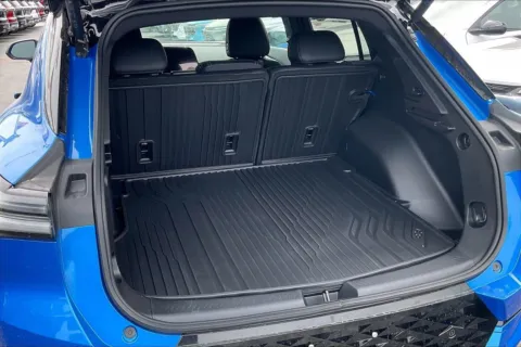 More photos of 2025 Chevrolet Equinox EV RS at Cable Dahmer Chevrolet of Independence, MO