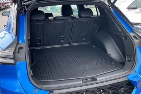 More photos of 2025 Chevrolet Equinox EV RS at Cable Dahmer Chevrolet of Independence, MO