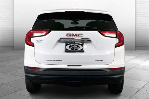 Another view of 2024 GMC Terrain SLE for sale in Independence, MO at Cable Dahmer Chevrolet of Independence