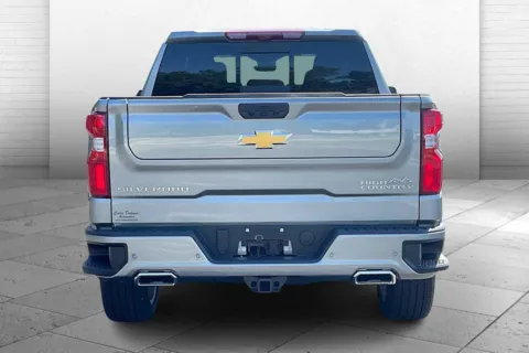 More photos of 2026 Chevrolet Silverado 1500 High Country at Cable Dahmer Chevrolet of Independence, MO