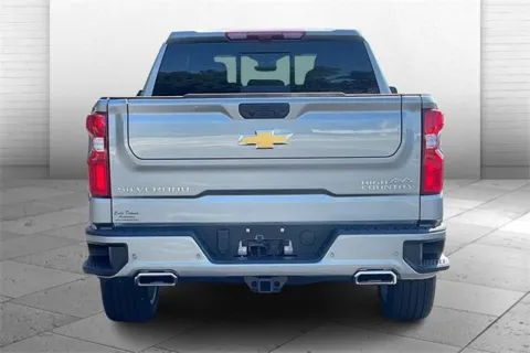 More photos of 2026 Chevrolet Silverado 1500 High Country at Cable Dahmer Chevrolet of Independence, MO